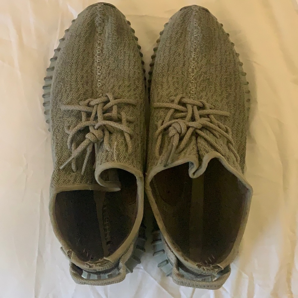 Yeezy 350 moon rocks Size 12 US Men’s